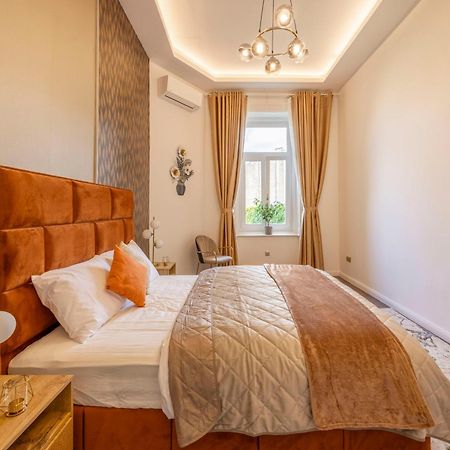 Exclusive Downtown Quentin Residence By Prestige Homes Budapest Luaran gambar