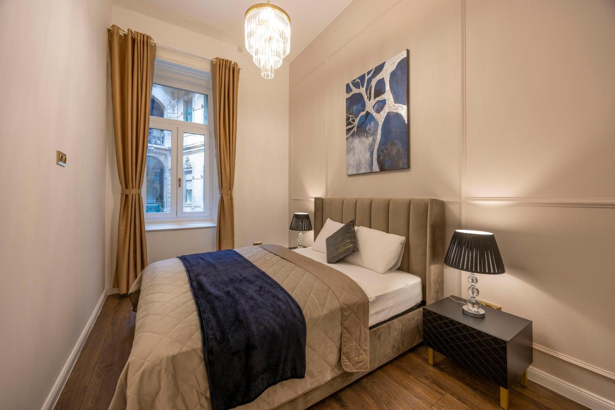 Exclusive Downtown Quentin Residence By Prestige Homes Budapest Luaran gambar